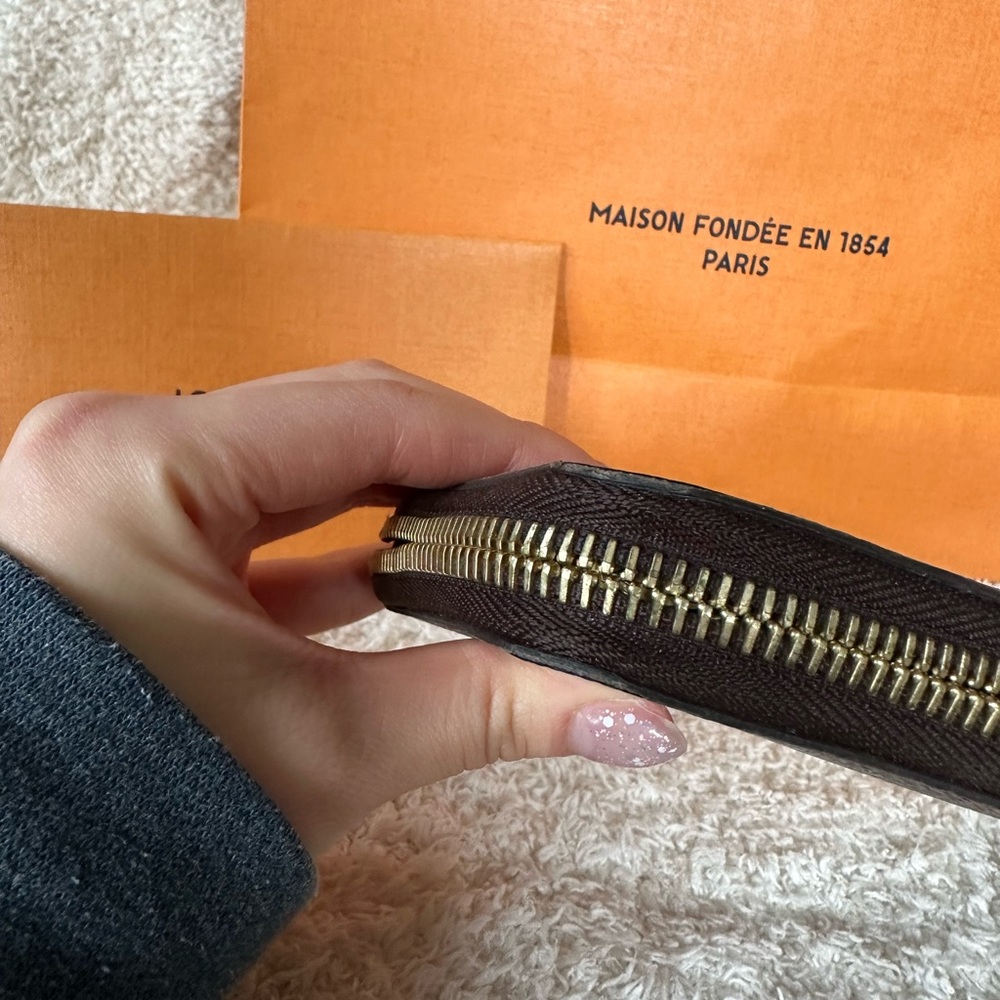 Louis Vuitton Clémence Wallet - Picture 9 of 10